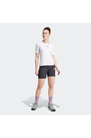 Terrex Xperior Kadın Siyah Yürüyüş Şortu (IP4832)