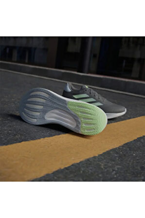Supernova Stride Erkek Gri Yol Koşusu Ayakkabısı ERKEK YOL KOŞUSU AYAKKABISI IG8315