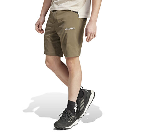 IJ8303-E adidas Xpr Md Short Erkek Şort Ve Kapri Kahve