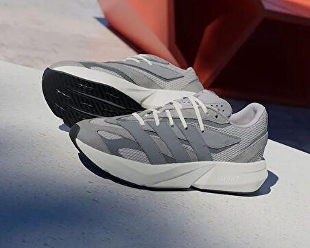 Adidas Lightblaze Erkek Günlük Ayakkabı IH8607 Renkli