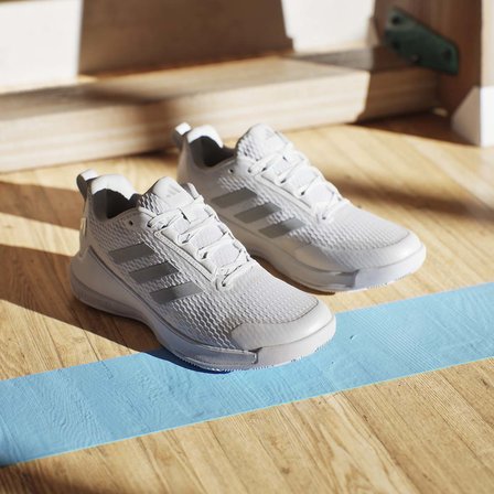 Novaflight 2 Indoor Kadın Beyaz Voleybol Ayakkabısı IG1609