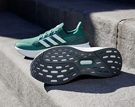 adidas Ultraboost 5 Erkek Koşu Ayakkabısı JH9073 Yeşil