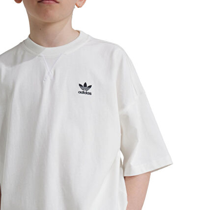 IX7599-C adidas Tee &amp;Ccedil;ocuk T-Shirt Beyaz