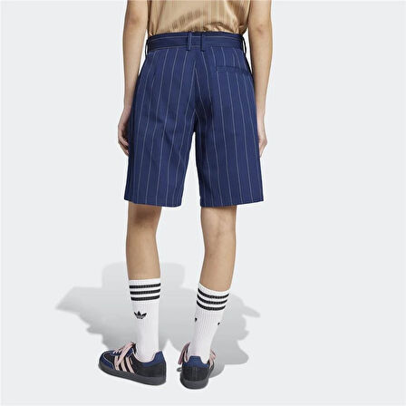 PINSTRIPE SHORT
