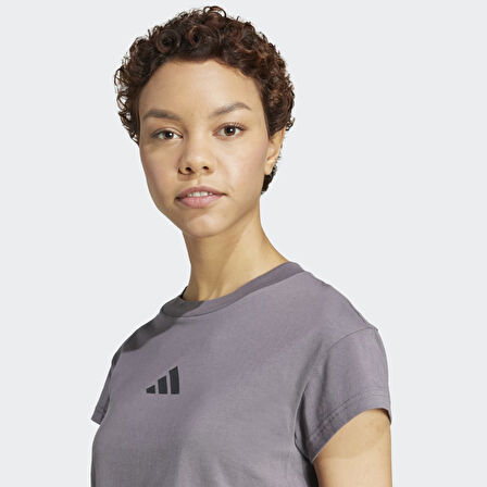 adidas JE4004 W FI SL BB TEE Kadın T-Shirt