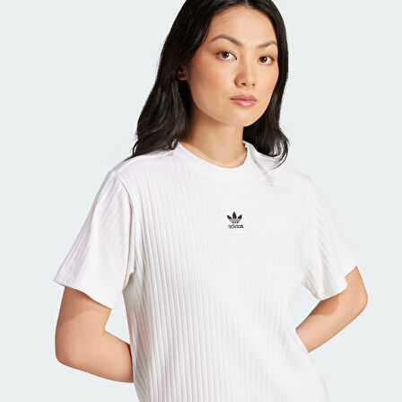 adidas JD1493 ESS WR TEE Kadın T-Shirt