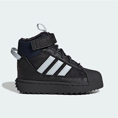 SUPERSTAR WINTER TREK I
