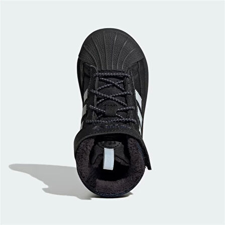 SUPERSTAR WINTER TREK I