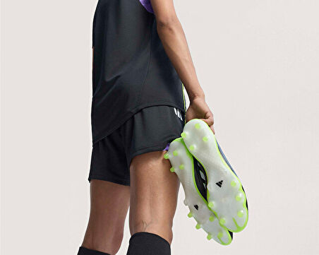 adidas Copa Pure III Elite Ll Fg Erkek Çim Zemin Kramponu JH6302 Siyah