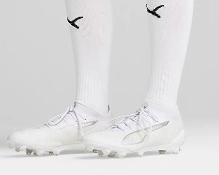 Puma Ultra 5 Ultimate Fg Erkek Çim Zemin Kramponu 10768304 Beyaz