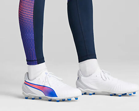 Puma King Ultimate Fg/Ag Erkek Çim Zemin Kramponu 10786302 Beyaz