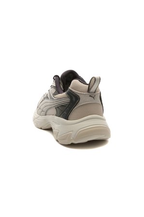 395920-04 Morphic Retro Erkek Spor Ayakkabı Krem