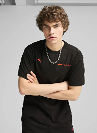 Puma 63012201 F1 ESS+ Graphic Tee -relax Siyah Yuvarlak Yaka Regular Fit Düz Erkek T-Shirt