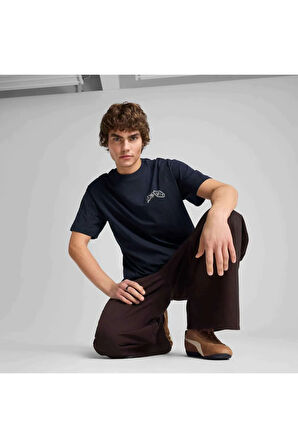 GRAPHICS Hotel Relaxed Tee