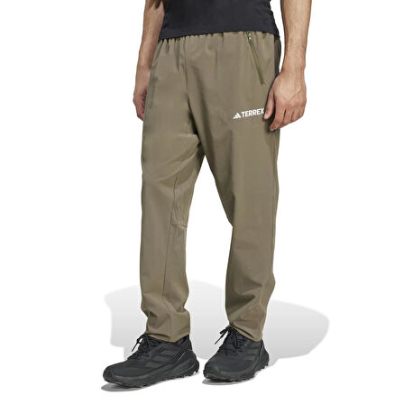 Adidas Erkek Koşu - Yürüyüş Eşofman Altı Multi Essentials Stretch Pants Jm3130