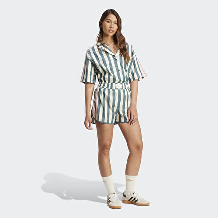 adidas KC0746 RESORT SHORTS Kadın Şort