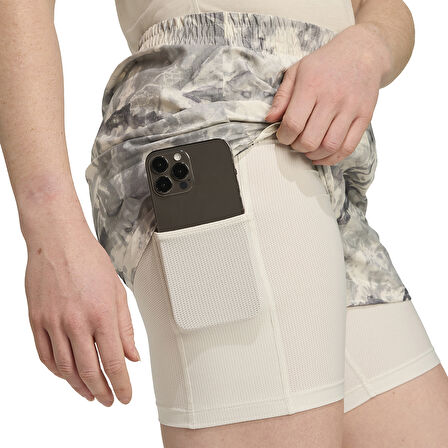 Own The Run Spray Dye 2in1 Kadın Gri Koşu Şort JN9669