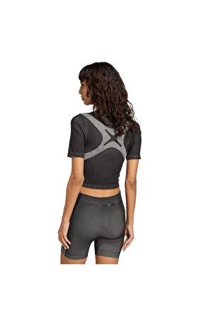 adidas  Kadın  Siyah  T-shirt SEAMLESS TEE JV7159