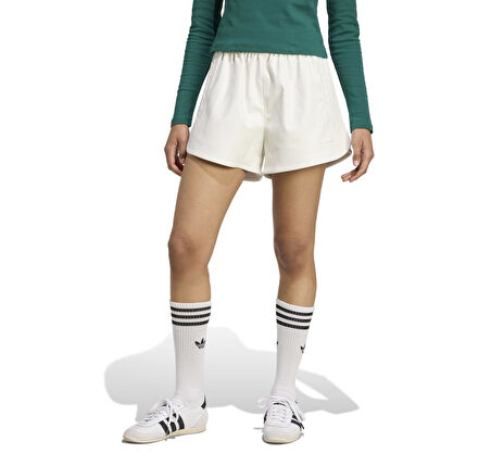 JW2624-K adidas Pleather Shorts Kadın Şort Ve Kapri Beyaz