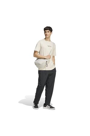 adidas Erkek Bej  T-shirt M DONUT BOX T KB2501