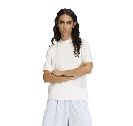 KC8856-K adidas P Ess T Kadın T-Shirt Beyaz