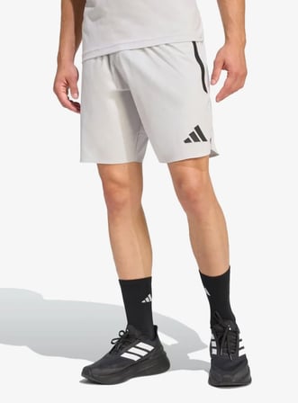 adidas KE8369 Tiro Travel Erkek Şort 