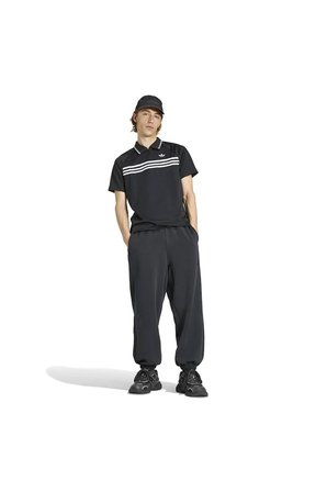 adidas Erkek  Siyah  Bere CHEST STR PL KE2141