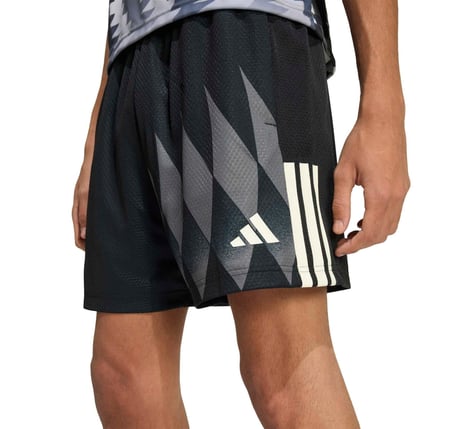KA9152-E adidas M Tıro Cg Sho Erkek Şort Ve Kapri Siyah