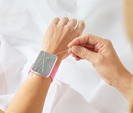 Mıknatıslı Kol İğnedenliği