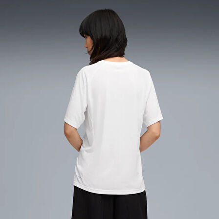 Puma 688139 02 Evostripe Graphic Tee Kadın Günlük T-Shirt