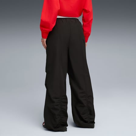Puma Wardrobe Essentials Parachute Kadın Siyah Pantolon