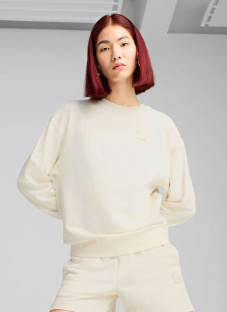 Puma 69089899 ESS ELEVATED Comfort Crew Krem Yuvarlak Yaka Regular Fit Düz Kadın Sweatshırt