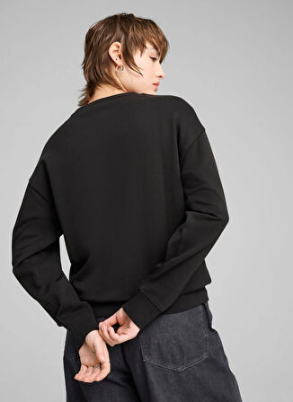 Puma 69089801 ESS ELEVATED Comfort Crew Siyah Yuvarlak Yaka Regular Fit Düz Kadın Sweatshırt