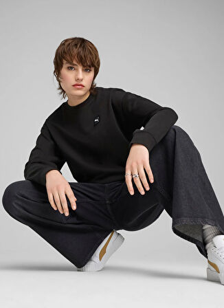 Puma 69089801 ESS ELEVATED Comfort Crew Siyah Yuvarlak Yaka Regular Fit Düz Kadın Sweatshırt