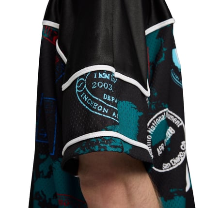 635066-01 Puma The Atw Dylan Aop Jersey Erkek T-Shirt Siyah