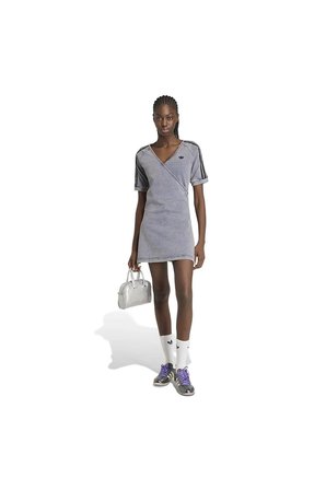 adidas Kadın  Kahverengi  Elbise DENIM DRESS KZ5057