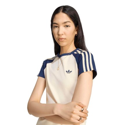 KS4697-K adidas Sst Tee Kadın