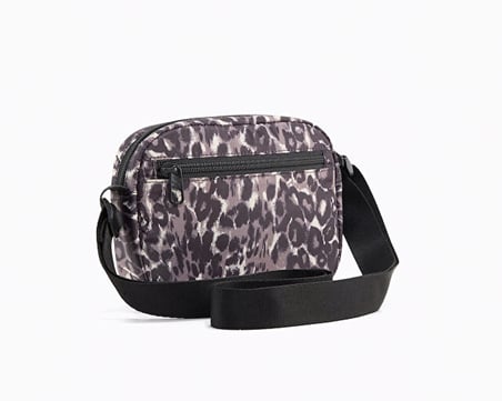 Puma POP CROSSBODY BAG Omuz Çantası-En: 18 Cm, Boy: 14 Cm, Derinlik: 5 Cm 09133811 Siyah