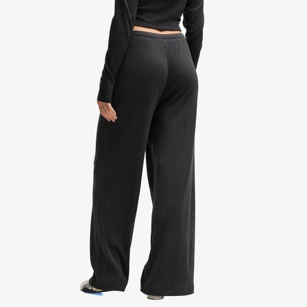 Puma Essential Ribbed Kadın Siyah Eşofman Altı