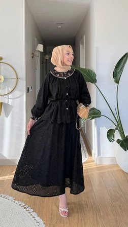 Fisto Tesettür Giyim Çiçek Nakışlı Brodeli Etekli İkili Takım Siyah