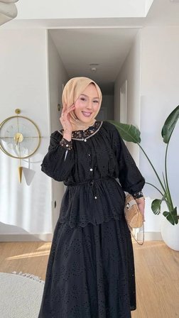 Fisto Tesettür Giyim Çiçek Nakışlı Brodeli Etekli İkili Takım Siyah