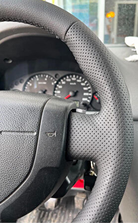 FORD FİESTA- CONNECT ARACA ÖZEL DİKMELİ DİREKSİYON KILIFI(SPOR MODEL)