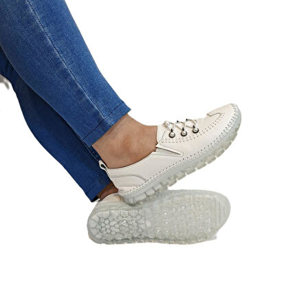 Voyager 9871 Beyaz Hakiki Deri Boncuklu Kadın Ayakkabı