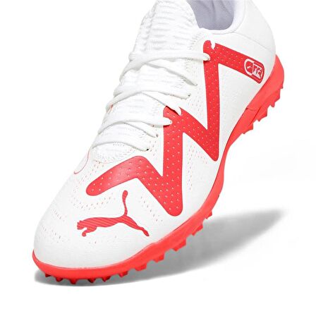 Puma FUTURE PLAY TT Erkek Halı Saha Ayakkabısı Beyaz 10738101