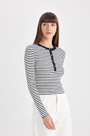 DeFacto Slim Fit Dar Kesim Bisiklet Yaka Çizgili Fitilli Kaşkorse Düğmeli Uzun Kollu Tişört D4271AX24AUNV245