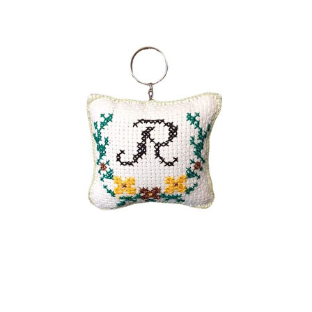 Uretti - Sibel 2453 6382 El Yapımı R Harfi Kanaviçe Anahtarlık