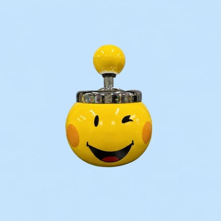 Basmalı Kapaklı Emoji Kültablası - Kokusuz Metal Dönüşümlü Sarı Gülen Yüz Küllük
