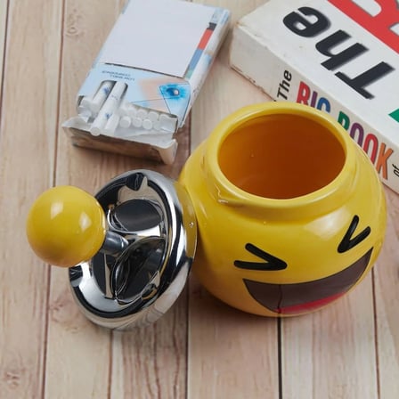  Emoji Tasarımlı Basmalı Dönerli Küllük
