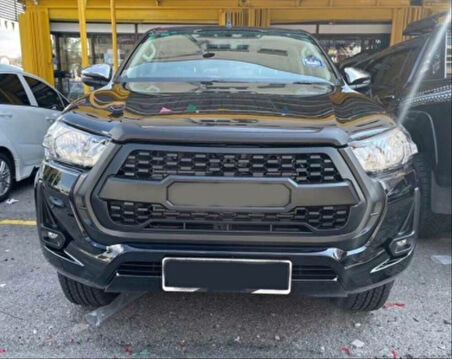Toyota Hilux 2021+ İçin Uyumlu Panjur (Kırmızı Yazı İle)