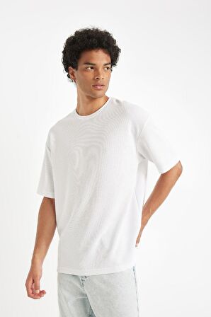 DeFacto Comfort Regular Fit Rahat Kesim Bisiklet Yaka Kısa Kollu Ağır Kumaş Basic Düz Beyaz Tişört B4444AX24AUWT34